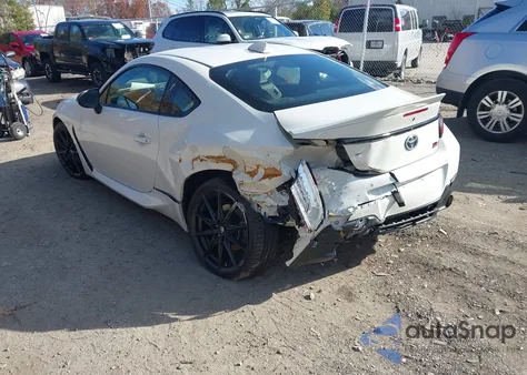 2024 Toyota Gr86 Premium из США, поврежденный, VIN JF1ZNBE13R8756979